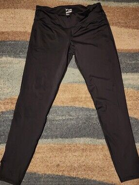 Black High-Waist Athletic Leggings With Reflective Strip On Leg Size L